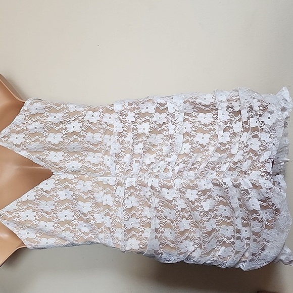 Lulus White Lace Ruched Mini dress - Picture 6 of 11